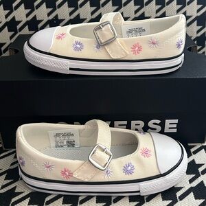 Converse All Star Dainty Mary Jane-Size 8